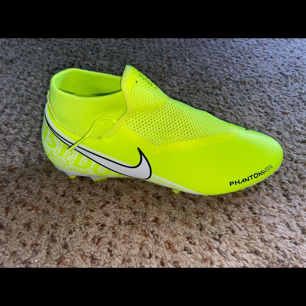 Nike size 12 men’s cleats